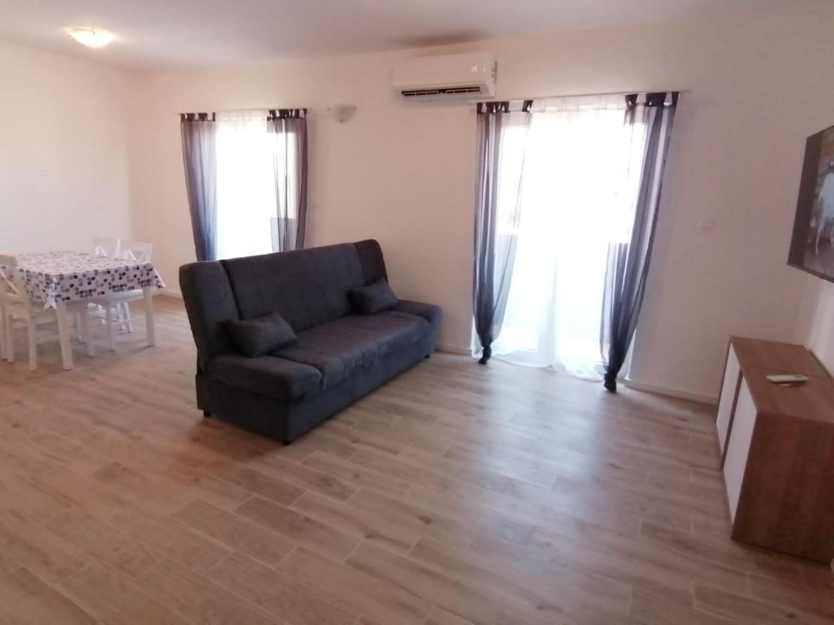 Appartement Nina *